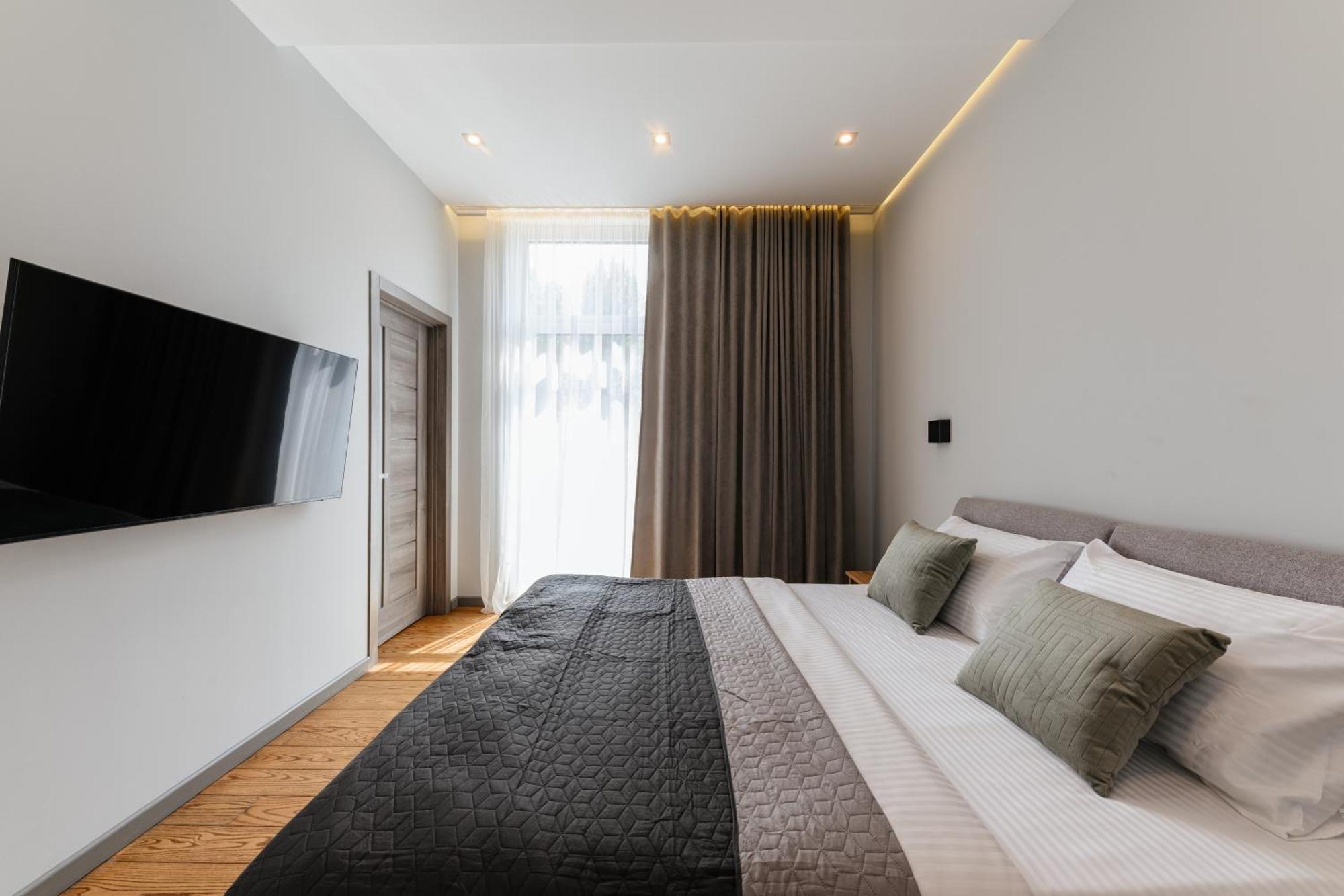 Luxury Apartments Smart House Oujhorod Extérieur photo